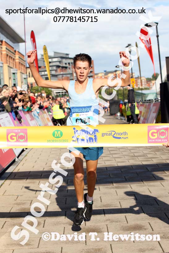 Boys Junior Great North Run. Photo: David T. Hewitson/Sports for All Pics